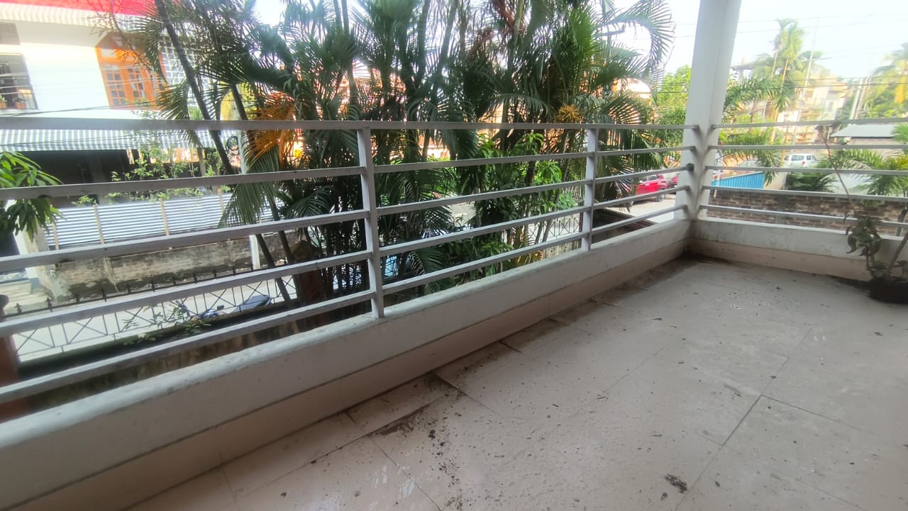 Unfurnished 2bhk in Gokul Path, Bormotoria, Guwahati, Assam, India for Rent